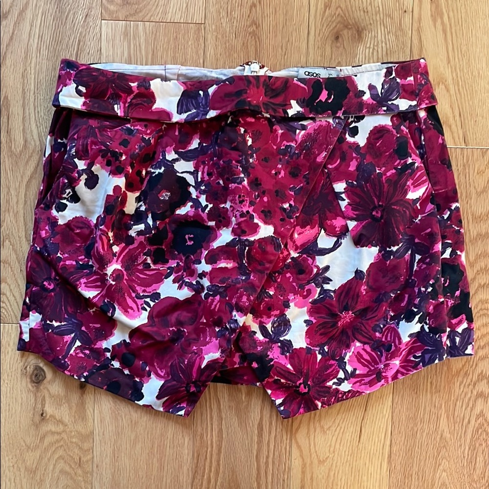 ASOS || Floral Skort Size 6